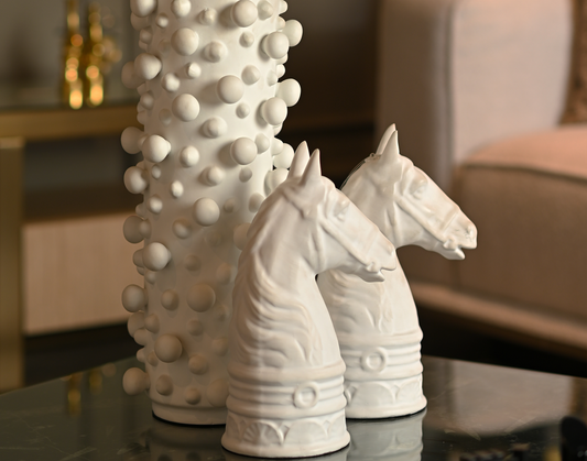 Art of Blending Vintage Furniture Accessory Designs with Modern Interiors