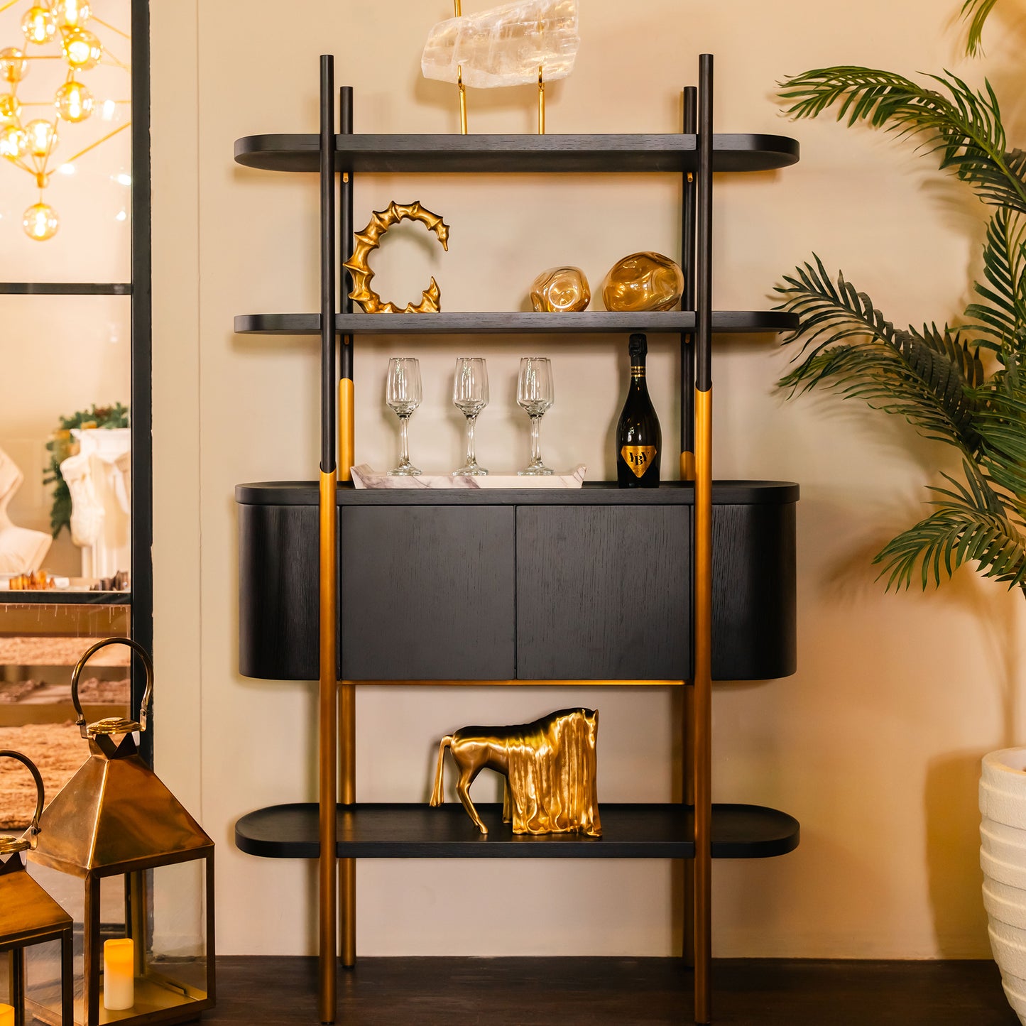 Vida Cabinet
