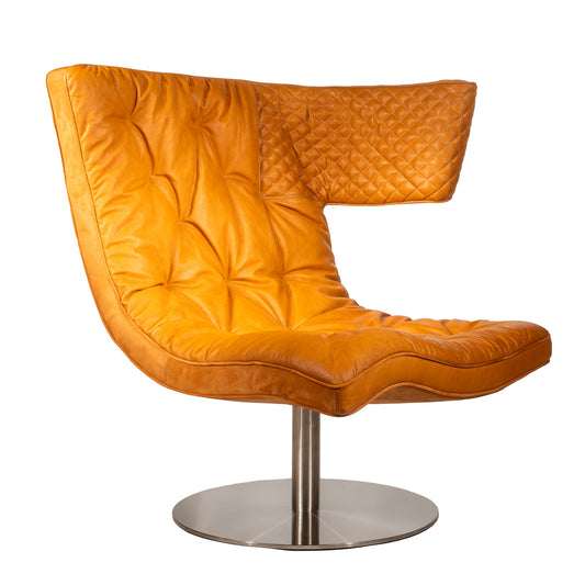 كرسي نادي تيريريا على اليمين